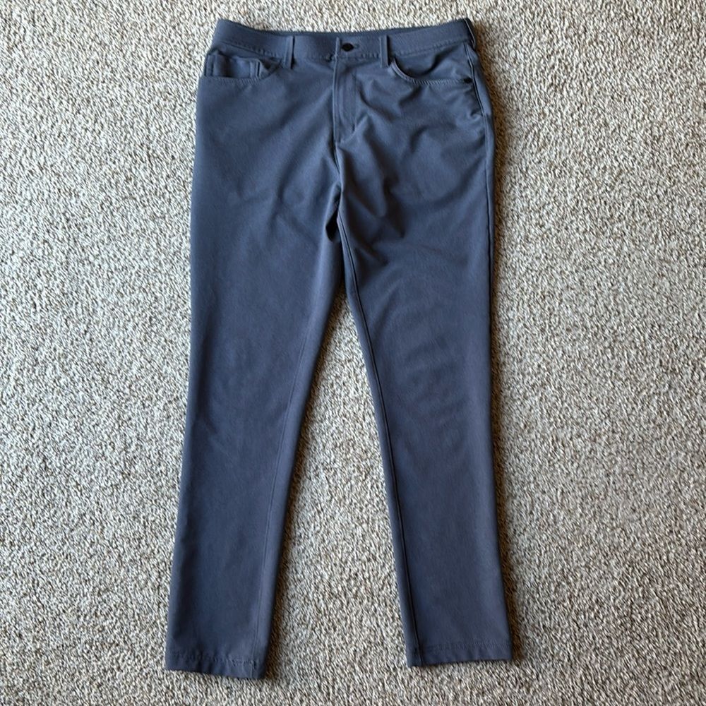 Public Rec Men’s Gray Workday 2.0 Tech Pants 5 Pocket 33